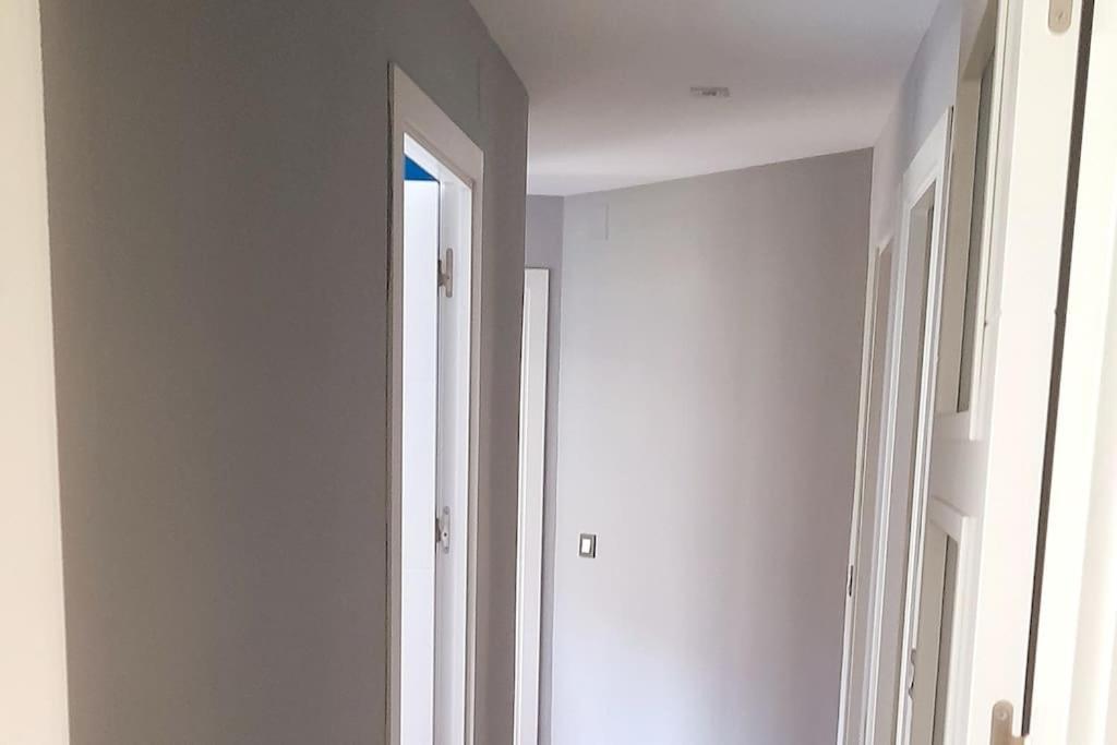 Exclusive House Close To Airport El Prat de Llobregat Buitenkant foto